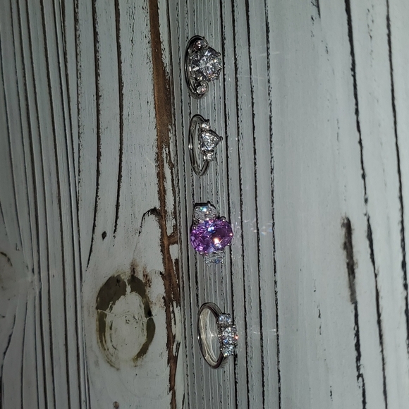 4 beautiful rings silver tone - Picture 11 of 11